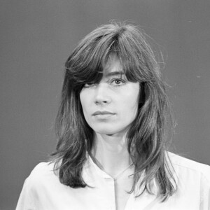 Archives - Portrait de Françoise Hardy sur le plateau de l'émission "Système 2". Le 17 mars 1976.