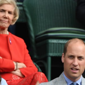 Le prince William, duc de Cambridge, et Catherine (Kate) Middleton, duchesse de Cambridge, assistent à la finale homme du tournoi de Wimbledon "Novak Djokovic - Roger Federer (7/6 - 1/6 - 7/6 - 4/6 - 13/12)" à Londres. Catherine (Kate) Middleton, duchesse de Cambridge, est venue remettre les trophées aux joueurs. Londres, le 14 juillet 2019.