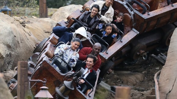 Kylie Jenner et Travis Scott : Avec Stormi à Disney, ils s'éclatent en famille