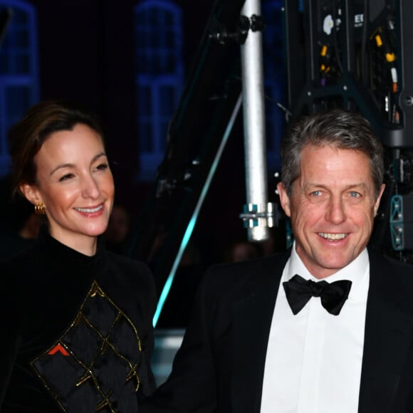 Hugh Grant et sa femme Anna Elisabet Eberstein lors de la 73ème cérémonie des British Academy Film Awards (BAFTA) au Royal Albert Hall à Londres, Royaume Uni, le 2 février 2020.
