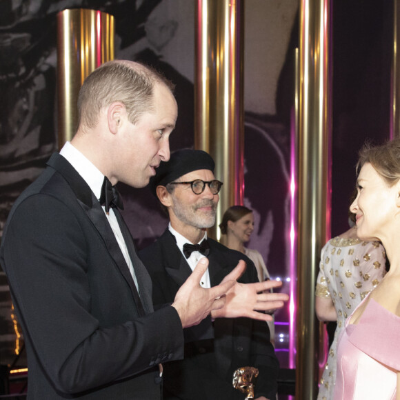 Le prince William, duc de Cambridge et Renée Zellweger lors de la 73e cérémonie des British Academy Film Awards (BAFTA) au Royal Albert Hall à Londres, le 2 février 2020.