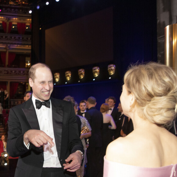 Le prince William, duc de Cambridge et Renée Zellweger lors de la 73e cérémonie des British Academy Film Awards (BAFTA) au Royal Albert Hall à Londres, le 2 février 2020.