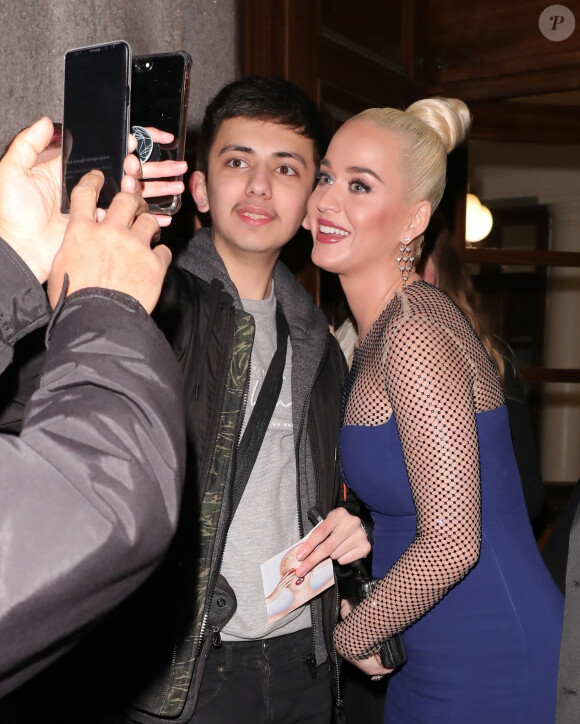 Katy Perry à la sortie du dîner de gala "British Asian Trust" à la maison des banquets à Londres, Royaume Uni, le 4 février 2020.