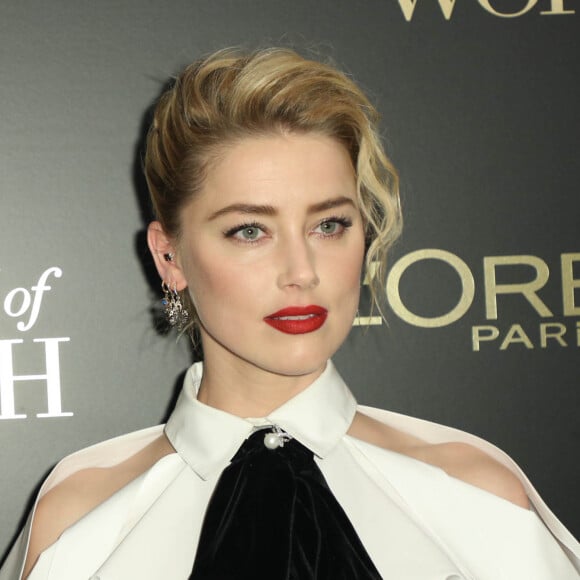 Amber Heard au photocall de la soirée des 14e "L'Oréal Paris Women of Worth Awards" à New York, le 4 décembre 2019.