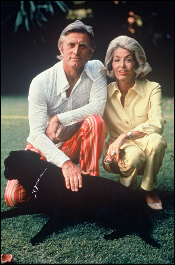 Kirk Douglas est décédé à 103 ans, le 5 février 2020 - Kirk Douglas et son épouse Anne dans les années 1970. 