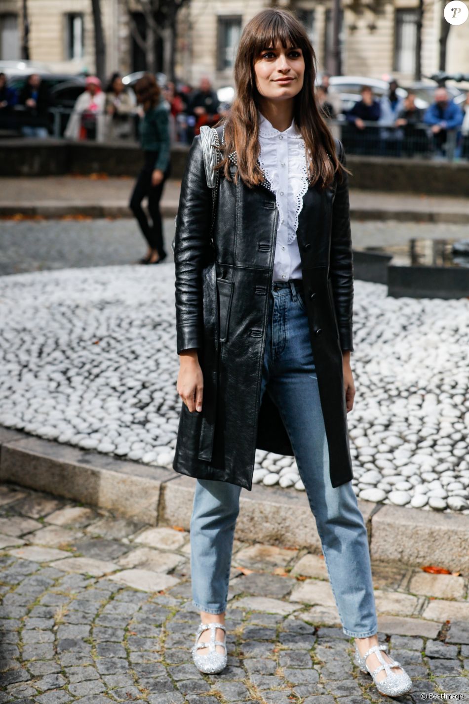 Clara Luciani - Arrivées au défilé de mode PAP printemps ...
