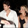 Jennifer Aniston et John Mayer en couple en mai 2008 à Miami au restaurant Nicky pour fin de la tournée promotionnelle du film Marley & Me.
