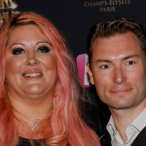 Loana et son compagnon Frédéric Cauvin - Photocall "Top Model Belgium 2015" au Lido à Paris. Le 10 mai 2015.