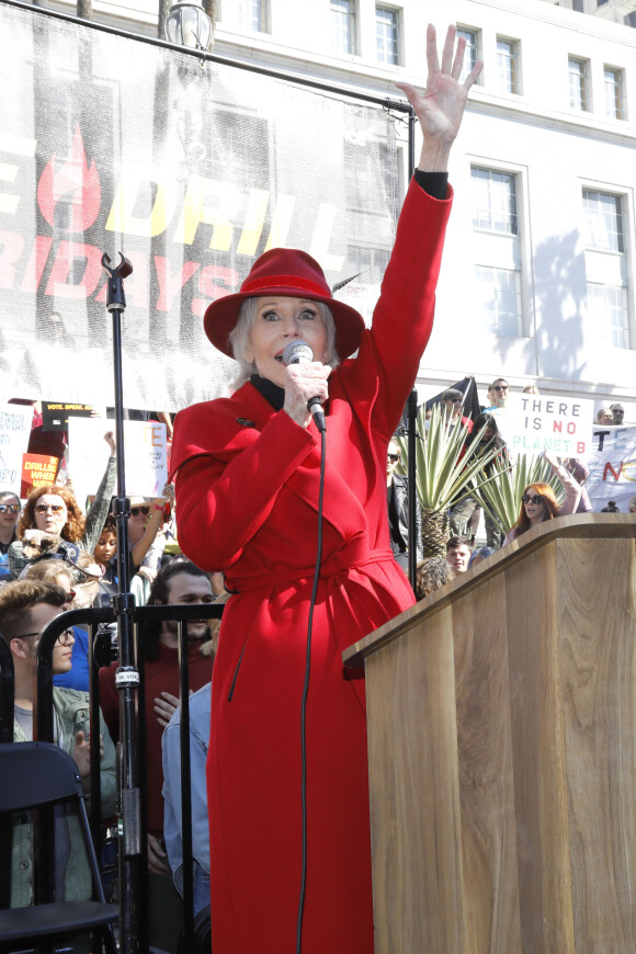 Jane Fonda à la manifestation Fire Drill Friday dans les rues de Los Angeles, le 7 février 2020 © Future-Image via Zuma/Bestimage