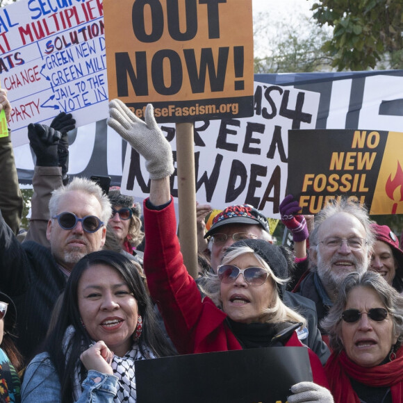 Jane Fonda - L'actrice et militante politique participe à une manifestation pour le climat à Capitol Hill, à Washington, DC,le 8 novembre 2019. Les activistes se sont ensuite rendus à la Maison Blanche pour attirer l'attention sur la nécessité de lutter contre le changement climatique.