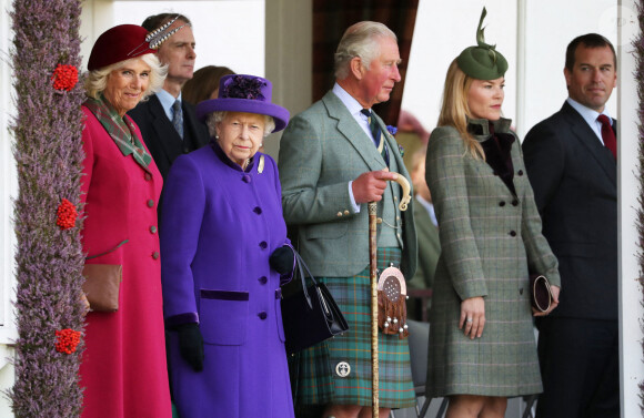 La reine Elizabeth II, le prince Charles de Galle, Peter Philips et Autumn Phlips - Braemar Royal Highland Gathering au Fife Memorial Park de Braemar. Le 7 septembre 2019. @Andrew Milligan/PA Photos/ABACAPRESS.COM