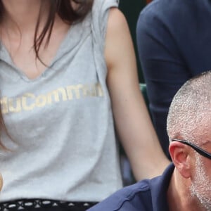 Amel Bent et son mari Patrick Antonelli dans les tribunes des internationaux de tennis de Roland Garros à Paris, France, le 3 juin 2018. © Dominique Jacovides - Cyril Moreau/Bestimage