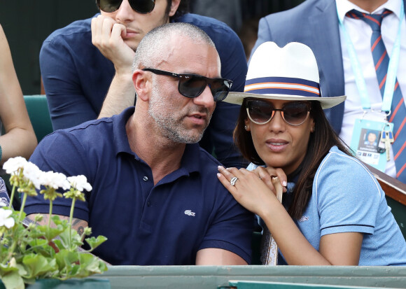 Amel Bent et son mari Patrick Antonelli dans les tribunes des internationaux de tennis de Roland Garros à Paris, France, le 3 juin 2018. © Dominique Jacovides - Cyril Moreau/Bestimage