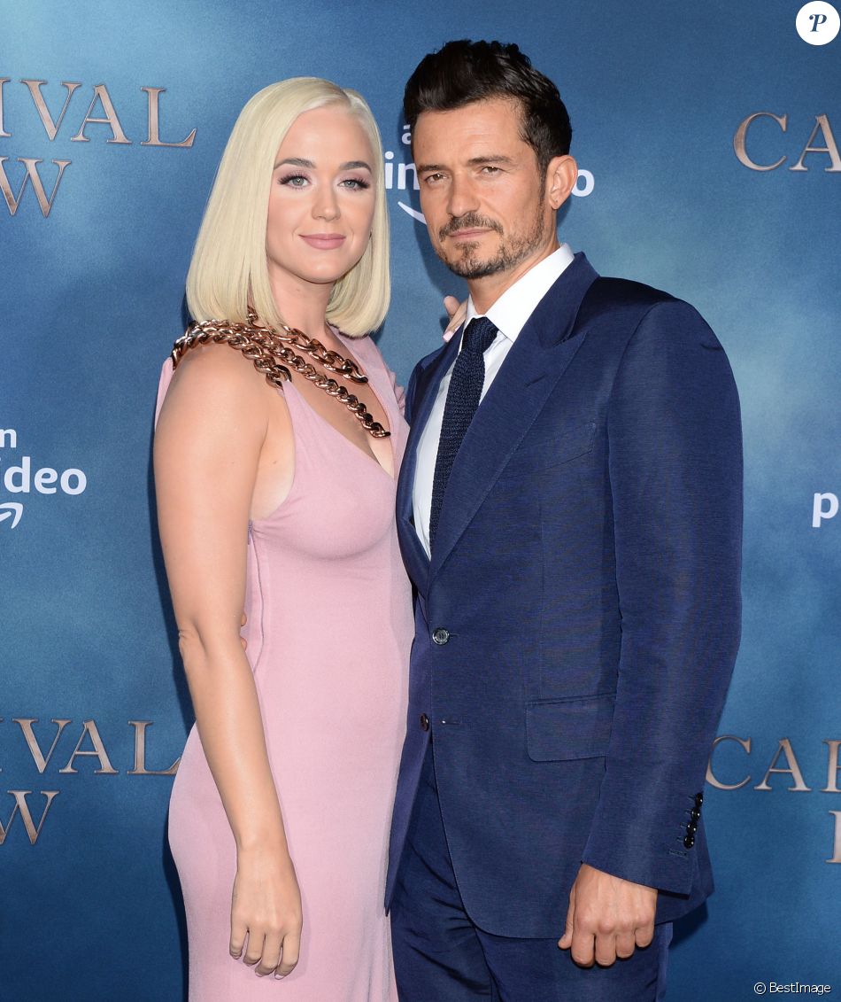 https://static1.purepeople.com/articles/9/37/47/59/@/5411864-katy-perry-et-son-fiance-orlando-bloom-a-950x0-1.jpg