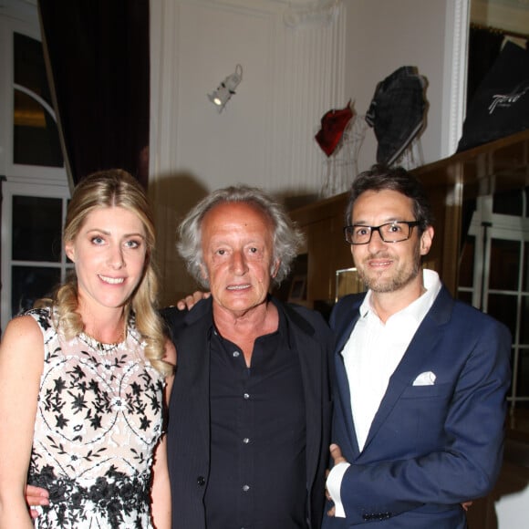 Exclusif - David Barbelivien et sa femme Valentine, et son père Didier Barbelivien - Soirée au Studio Harcourt pour le mariage de David Barbelivien et Valentine le 20 mai 2018 © Philippe Baldini / Bestimage