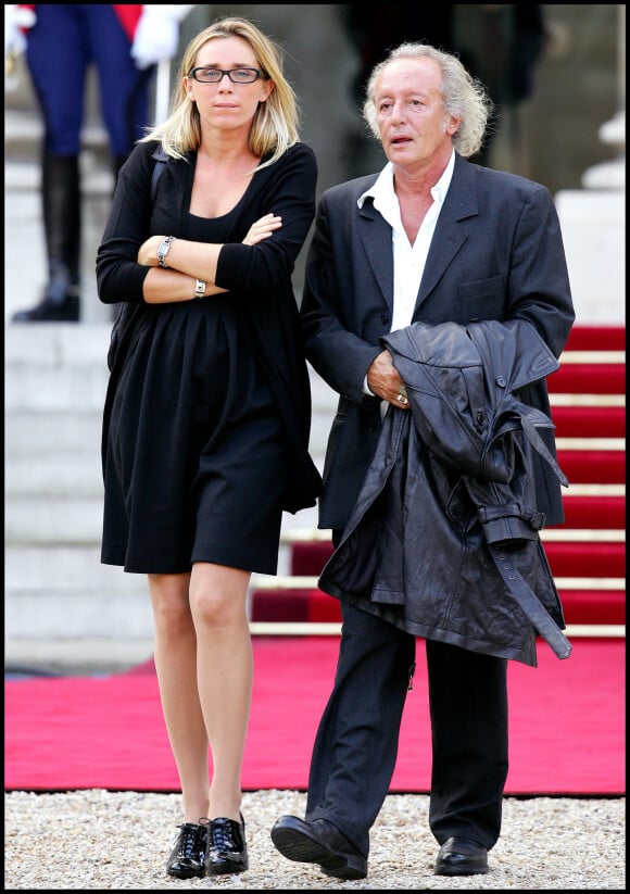 Didier Barbelivien et sa compagne Laure lors de la réception du pape Benoît XVI, en visite officielle en France, et reçu par Nicolas Sarkozy à l'Elysée le 12 septembre 2008.