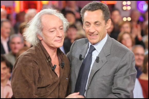 Didier Barbelivien et Nicolas Sarkozy lors de l'enregistrement de l'émission "Vivement dimanche" le 11 janvier 2006. © Guillaume Gaffiot / Bestimage