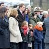 Exclusif - Martin Bretécher, ses soeurs Marie et Nuria Carcassonne et leurs enfants - Les obsèques de Claire Bretécher au cimetière de Montmartre à Paris le 15 février 2020.