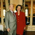 Jean-Pierre Darras et Corinne Lahaye à la remise de la médaille arts et lettres à Paris en 1997.