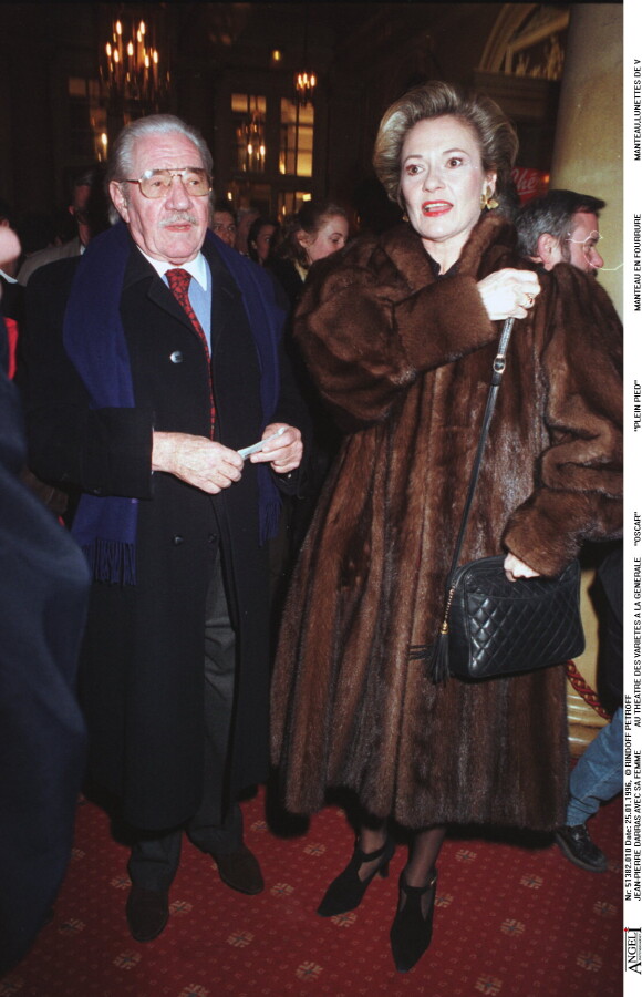 Jean-Pierre Darras et Corinne Lahaye au théâtre des variétés à la générale d'"Oscar" en 1996.