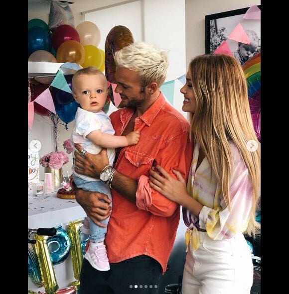 Caroline Receveur et sa famille en vacances (juillet 2019).