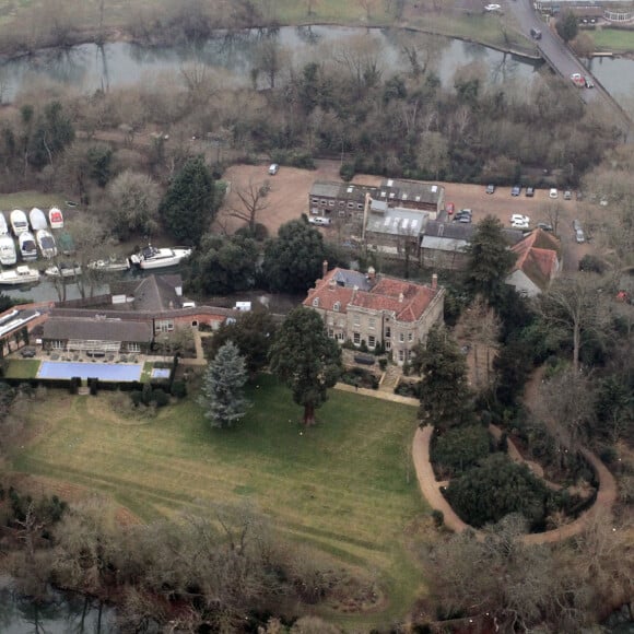 Exclusif - Vue aérienne de la maison de George Clooney et sa femme Amal Alamuddin dans le Berkshire en Angleterre. Le 28 janvier 2017