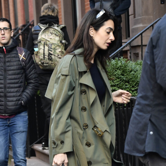 Exclusif - Amal Clooney se promène à New York, le 27 octobre 2019.