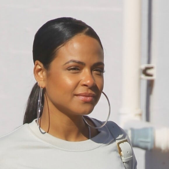 Exclusif - Christina Milian enceinte à la sortie d'un salon de manucure à North Hollywood, Los Angeles, le 12 janvier 2020.