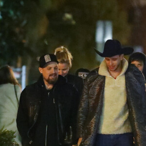 Exclusif - Cameron Diaz est allée diner avec son mari Benji Madden et son beau-frère Joel Madden au restaurant The Bungalow à Los Angeles, le 17 décembre 2019