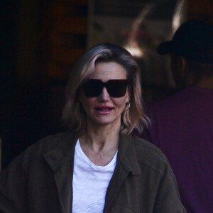 Exclusif - Cameron Diaz fait ses courses à Los Angeles le 1er février 2020.