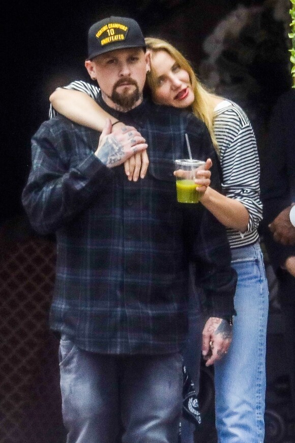 Exclusif - Cameron Diaz et son mari Benji Madden sortent d'un déjeuner en amoureux au Bouchon à Beverly Hills le 5 juin 2017.