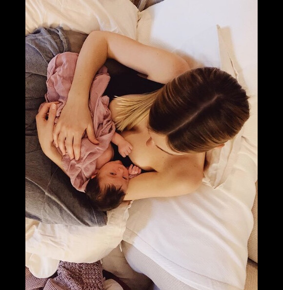 Jenna, l'épouse de Tyler Joseph, et leur fille Rosie sur Instagram. Le 23 février 2020.
