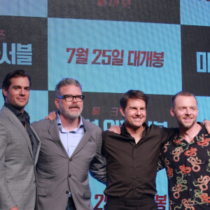 Tom Cruise, Simon Pegg et Henry Cavill en promotion pour "Mission: Impossible Fallout" à Séoul, le 16 juillet 2018.