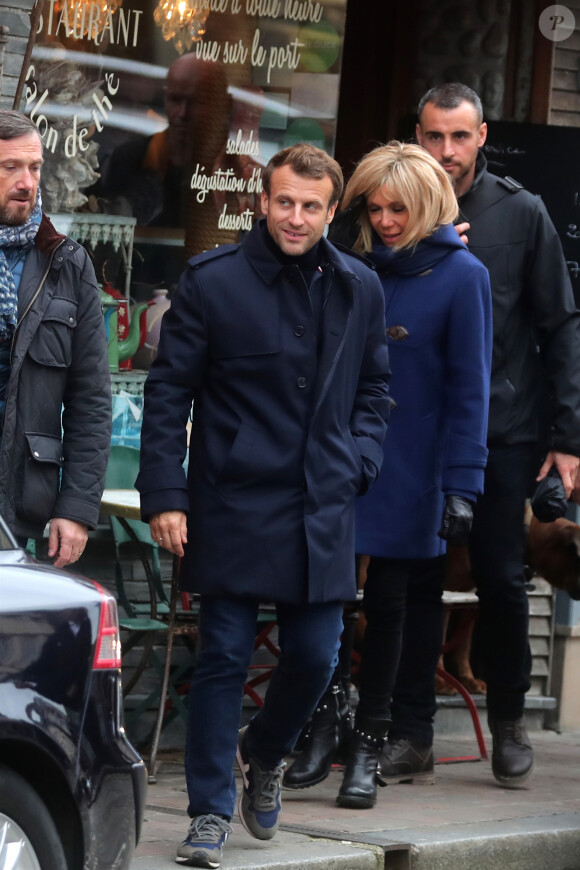 Emmanuel Macron et sa femme Brigitte passent le week-end de la Toussaint à Honfleur dans le Calvados. Le 2 novembre 2019.