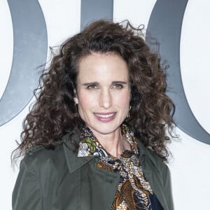 Andie MacDowell assiste au défilé de mode prêt-à-porter automne-hiver 2020/2021 "Dior" à Paris le 25 février 2020. © Olivier Borde / Bestimage