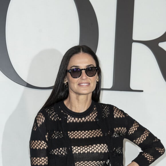 Demi Moore assiste au défilé de mode prêt-à-porter automne-hiver 2020/2021 "Dior" à Paris le 25 février 2020. © Olivier Borde / Bestimage