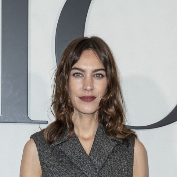 Alexa Chung au photocall du défilé de mode prêt-à-porter automne-hiver 2020/2021 "Dior" à Paris le 25 février 2020. © Olivier Borde / Bestimage