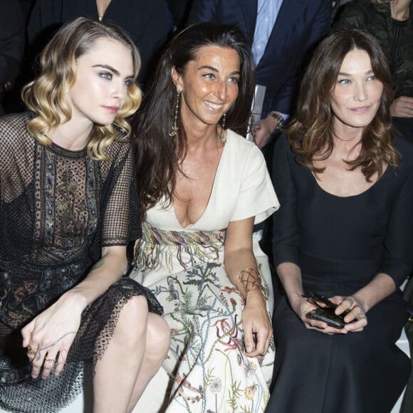 Cara Delevingne, Elisabetta Beccari et Carla Bruni-Sarkozy assistent au défilé de mode prêt-à-porter automne-hiver 2020/2021 "Dior" à Paris. Le 25 février 2020 © Olivier Borde / Bestimage