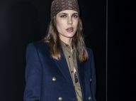 Charlotte Casiraghi : Bandana sur la tête au défilé Saint Laurent