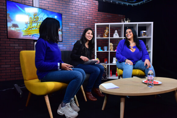 Exclusif - Rendez-vous avec Sarah Fraisou lors d'u interview pour "Purepeople" dans les locaux de Webedia à Levallois Perret 21 novembre 2017. © Giancarlo Gorassini/Bestimage