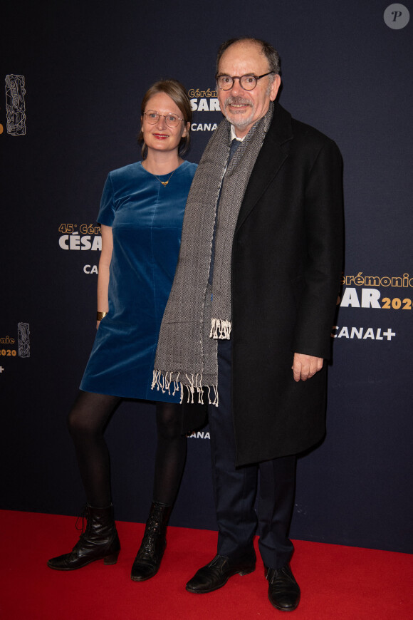 Jean-Pierre Darroussin et sa femme Anna Novion assistent à la 45e cérémonie des César à la Salle Pleyel à Paris le 28 février 2020.