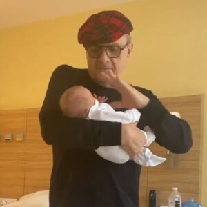 Jean-Charles de Castelbajac et son épouse Pauline de Drouas ont accueilli leur premier enfant, une fille prénommée Eugénie. Mars 2020.