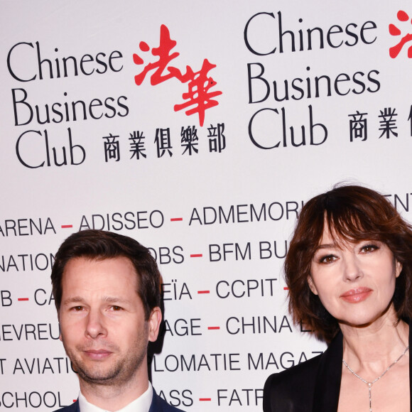 Harold Parisot (président du Chinese Business) et Monica Bellucci (Prix Femme de l'Année 2020 Chinese Business Club) lors du déjeuner d'affaires "Edition Spéciale Femmes" de la 5ème édition du Chinese Business Club, à l'occasion de la journée internationale des droits des femmes au Pavillon Cambon Potel et Chabot. Paris, le 9 mars 2020. © Rachid Bellak/Bestimage