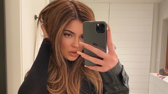 Kylie Jenner : Sans extensions, elle dévoile enfin ses vrais cheveux très courts