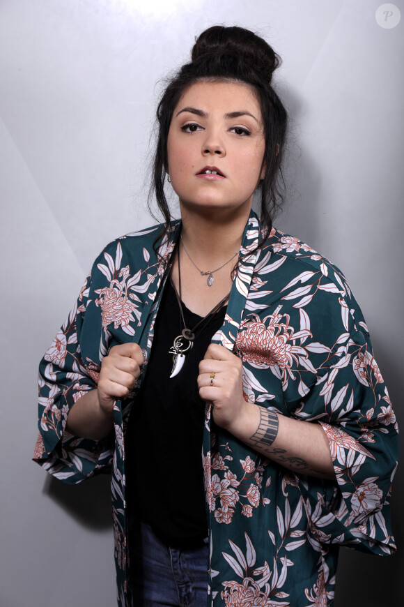 Portrait de la chanteuse Hoshi à Paris, France, le 4 avril 2018.