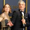 Natalie Portman, Taika Waititi, lauréat du prix Scénario adapté pour "Jojo Rabbit", et Timothée Chalamet au photocall de la Press Room de la 92ème cérémonie des Oscars 2020 le 9 février 2020.