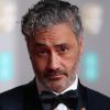 Taika Waititi lors de la 73ème cérémonie des British Academy Film Awards (BAFTA) au Royal Albert Hall à Londres, le 2 février 2020.
