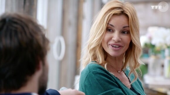 Ingrid Chauvin joue Chloé Delcourt dans la série "Demain nous appartient", diffusée sur TF1.