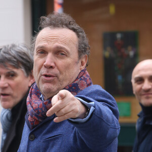 Julien Lepers - Arrivées aux obsèques de Michou en l'église Saint-Jean de Montmartre à Paris. Le 31 janvier 2020 © Panoramic / Bestimage