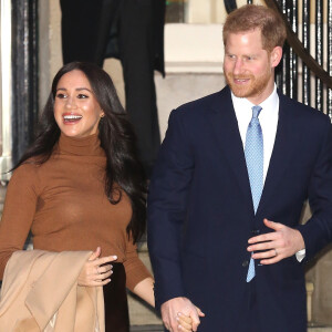 Le prince Harry, duc de Sussex, et Meghan Markle, duchesse de Sussex, en visite à la Canada House à Londres le 7 janvier 2020.